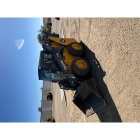 John Deere 318G