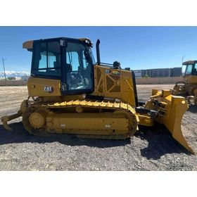 CAT D3 Dozer